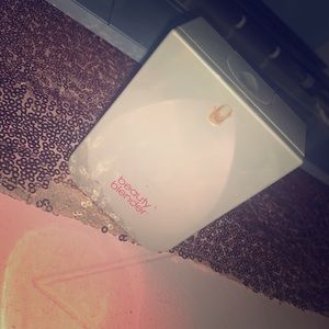 Beauty Blender Full Coverage Foundation